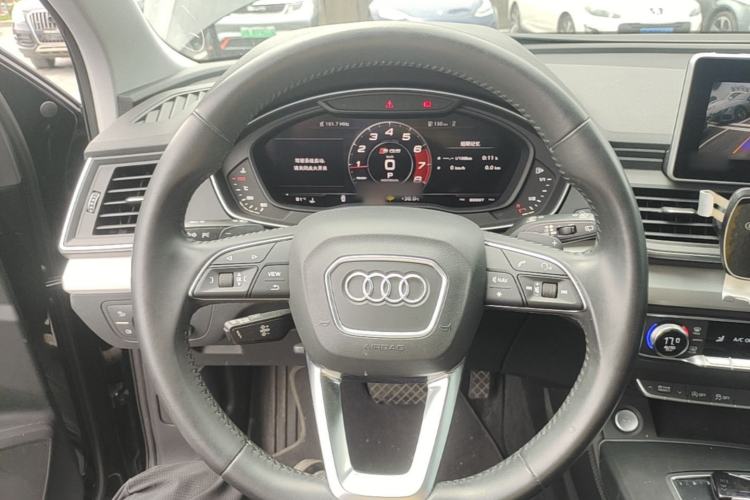 Used Audi Q5L 2018 40 TFSI Prestige Fashion Edition China V Steering Wheel