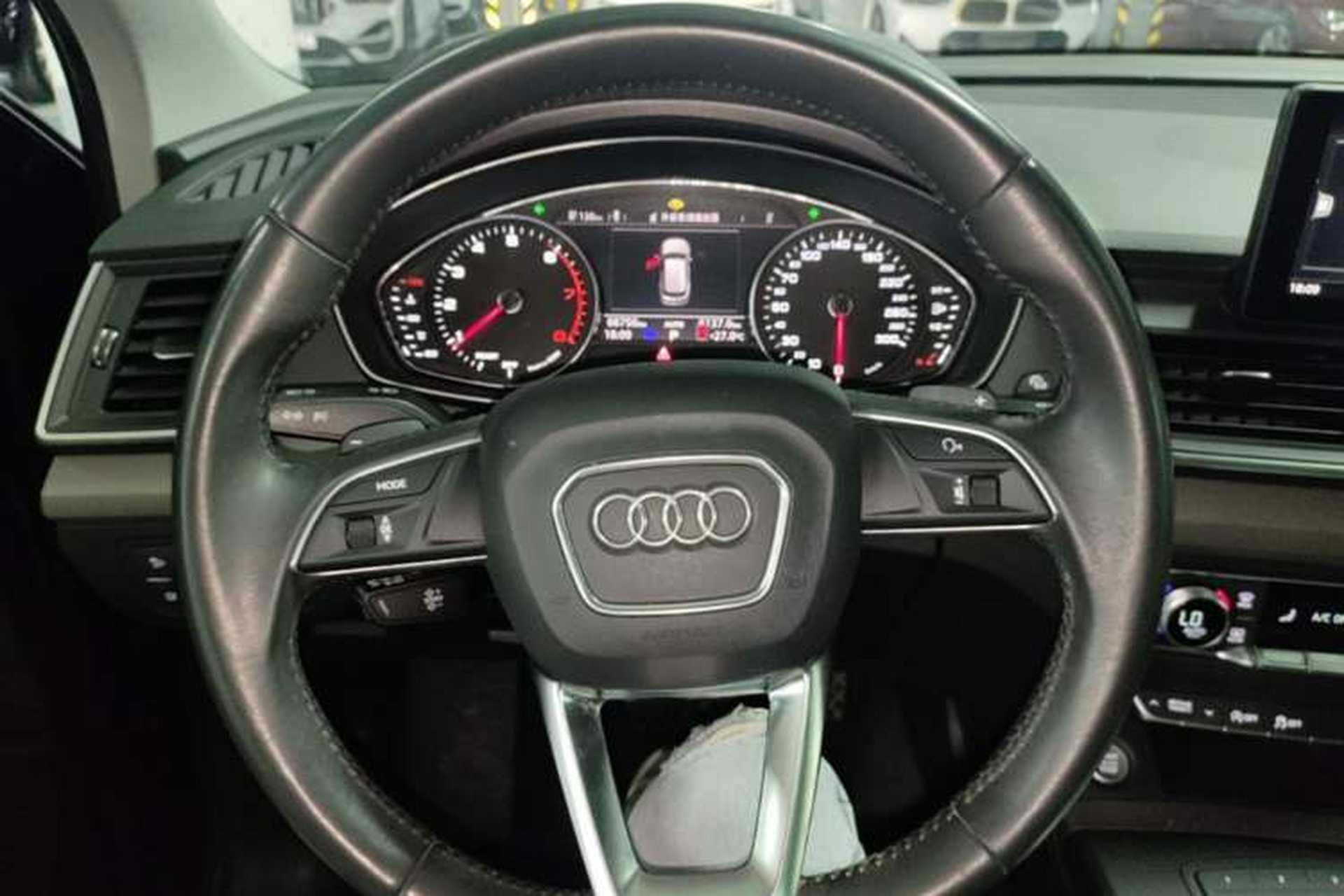 Used Audi Q5L 2018 40 TFSI Prestige Edition China VI Emission Standard Steering Wheel