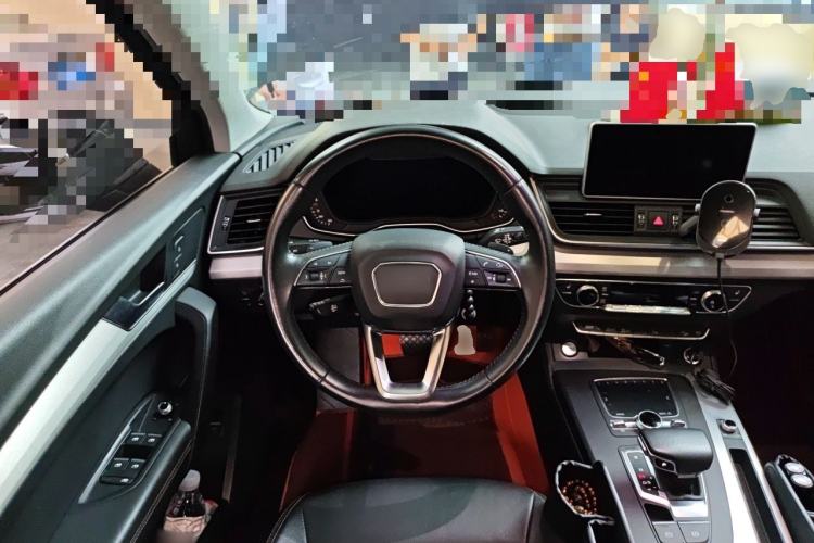 Used Audi Q5L 2018 40 TFSI Prestige Fashion Edition China V Steering Wheel
