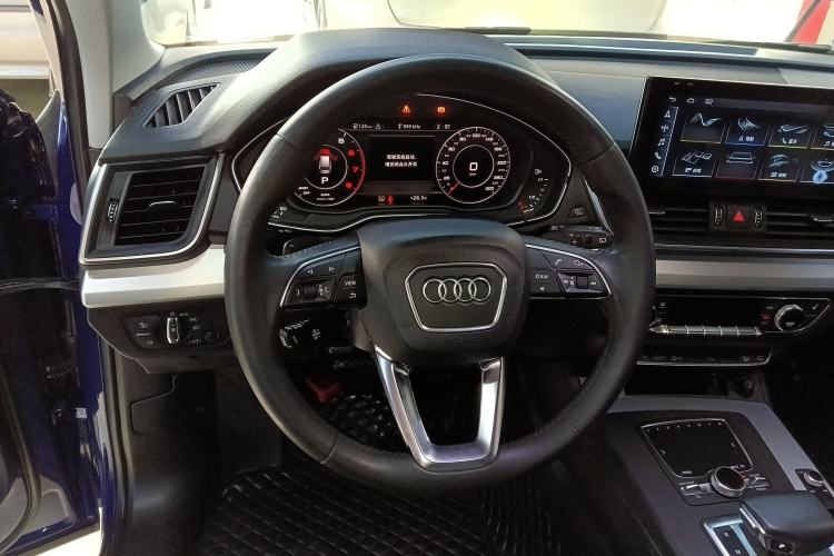 Used Audi Q5L 2018 40 TFSI Prestige Fashion Edition China V Steering Wheel