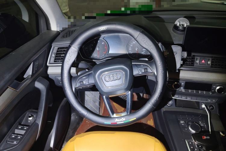 Used Audi Q5L 2018 40 TFSI Prestige Edition China VI Emission Standard Steering Wheel