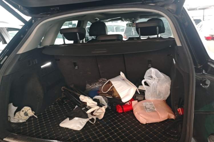 Used Audi Q5L 2018 40 TFSI Prestige Fashion Edition China VI Trunk