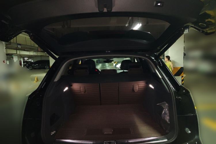 Used Audi Q5L 2018 40 TFSI Prestige Fashion Edition China V Trunk