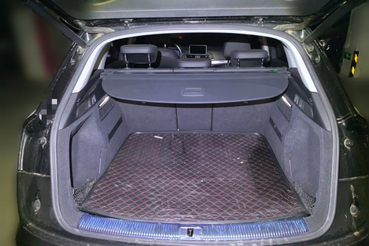 Used Audi Q5L 2018 40 TFSI Prestige Fashion Edition China VI Trunk