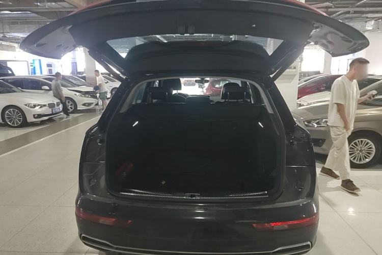 Used Audi Q5L 2018 45 TFSI Prestige Fashion Edition China VI Emission Standard Trunk