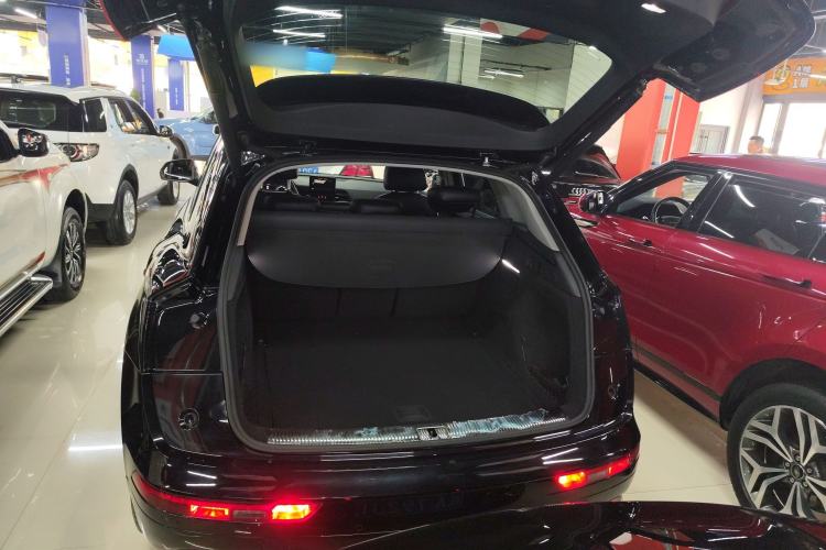 Used Audi Q5L 2018 40 TFSI Prestige Edition China V Trunk