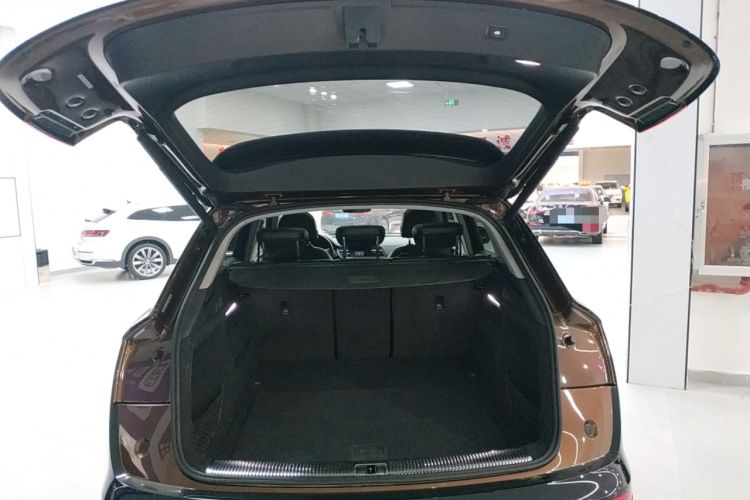 Used Audi Q5L 2018 40 TFSI Prestige Edition China V Trunk
