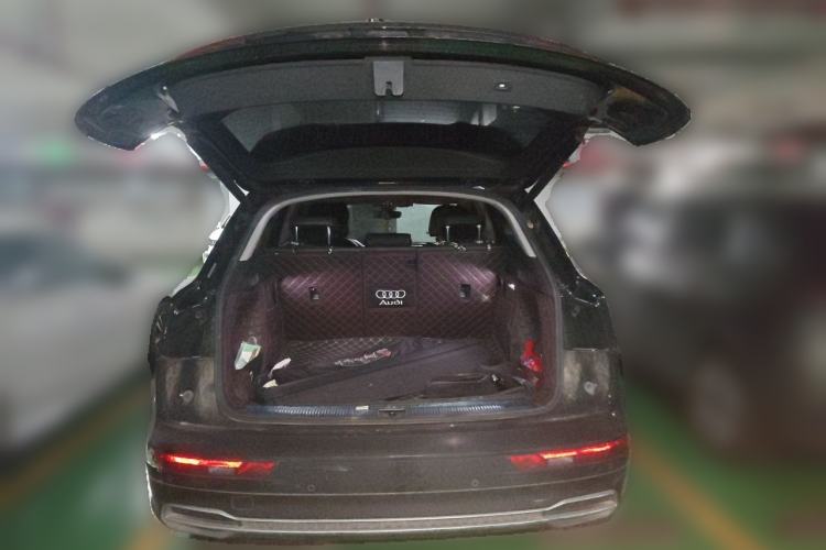 Used Audi Q5L 2018 40 TFSI Prestige Fashion Edition China VI Trunk