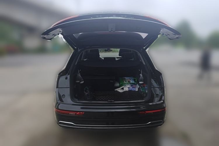 Used Audi Q5L 2018 40 TFSI Prestige Fashion Edition China VI Trunk