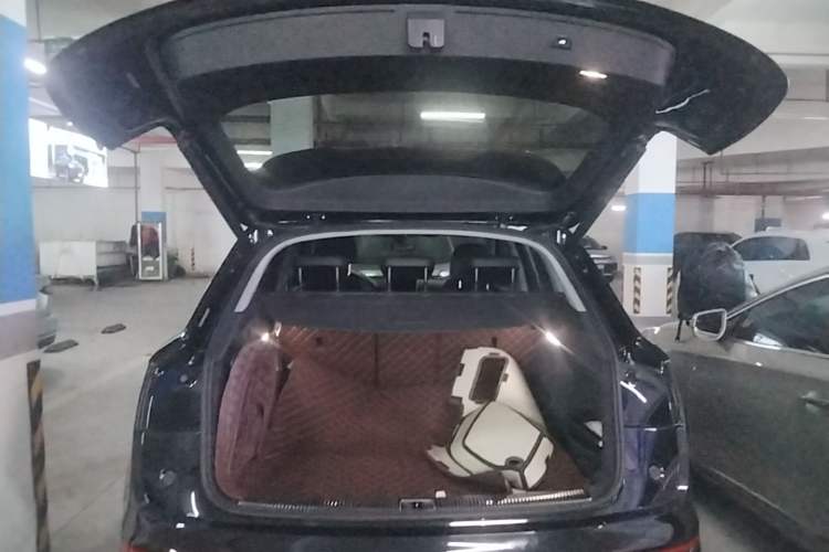 Used Audi Q5L 2018 40 TFSI Prestige Fashion Edition China VI Trunk