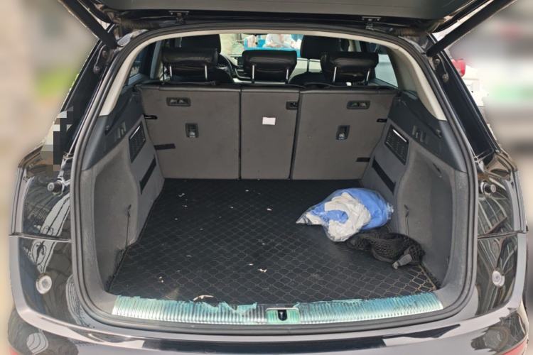 Used Audi Q5L 2018 40 TFSI Prestige Fashion Edition China VI Trunk
