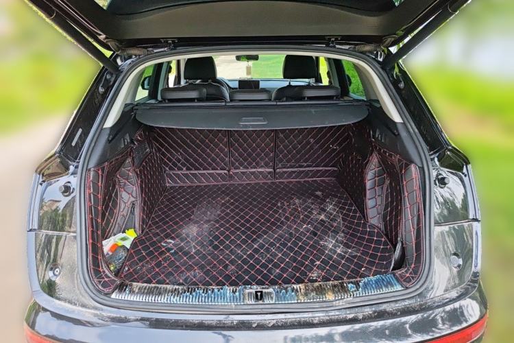 Used Audi Q5L 2018 40 TFSI Prestige Fashion Edition China VI Trunk