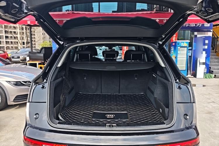 Used Audi Q5L 2018 40 TFSI Prestige Fashion Edition China V Trunk