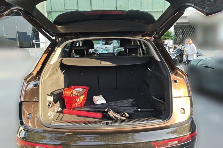 Used Audi Q5L 2018 45 TFSI Prestige Fashion Edition China V Emission Standard Trunk