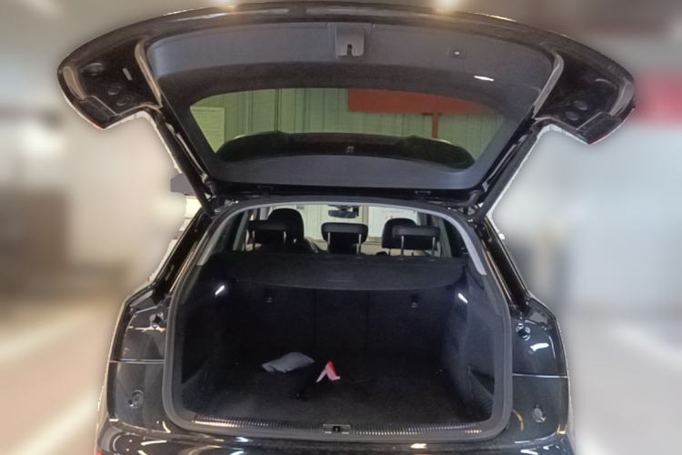 Used Audi Q5L 2018 45 TFSI Prestige Fashion Edition China V Emission Standard Trunk