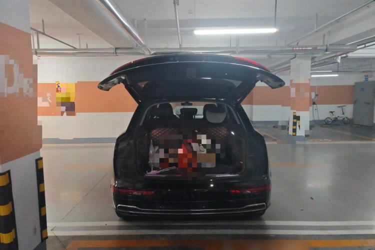 Used Audi Q5L 2018 40 TFSI Prestige Fashion Edition China VI Trunk