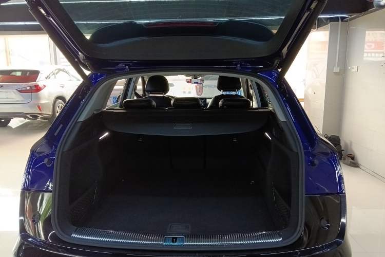 Used Audi Q5L 2018 40 TFSI Prestige Fashion Edition China V Trunk