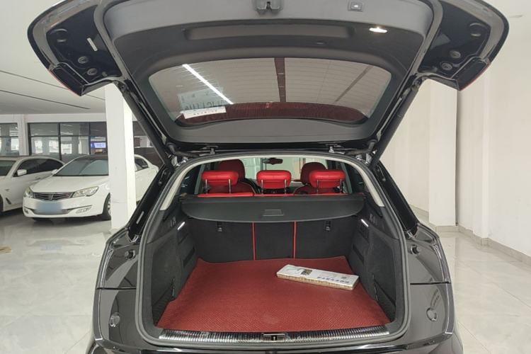 Used Audi Q5L 2018 40 TFSI Prestige Edition China V Trunk