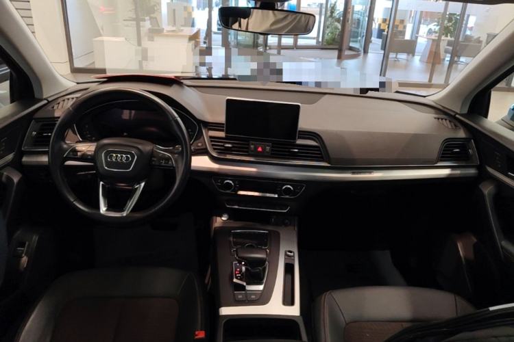 Used Audi Q5L 2018 40 TFSI Prestige Fashion Edition China V Center Console