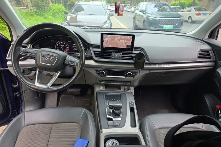Used Audi Q5L 2018 45 TFSI Prestige Fashion Edition China VI Emission Standard Center Console