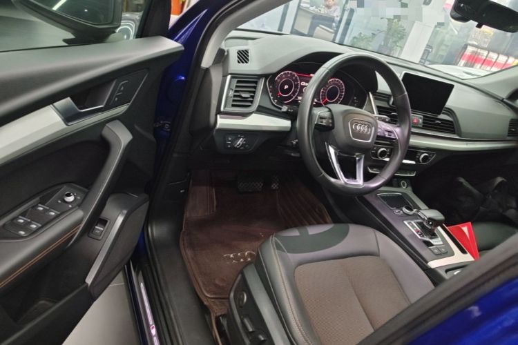 Used Audi Q5L 2018 40 TFSI Prestige Fashion Edition China VI Driver Seat