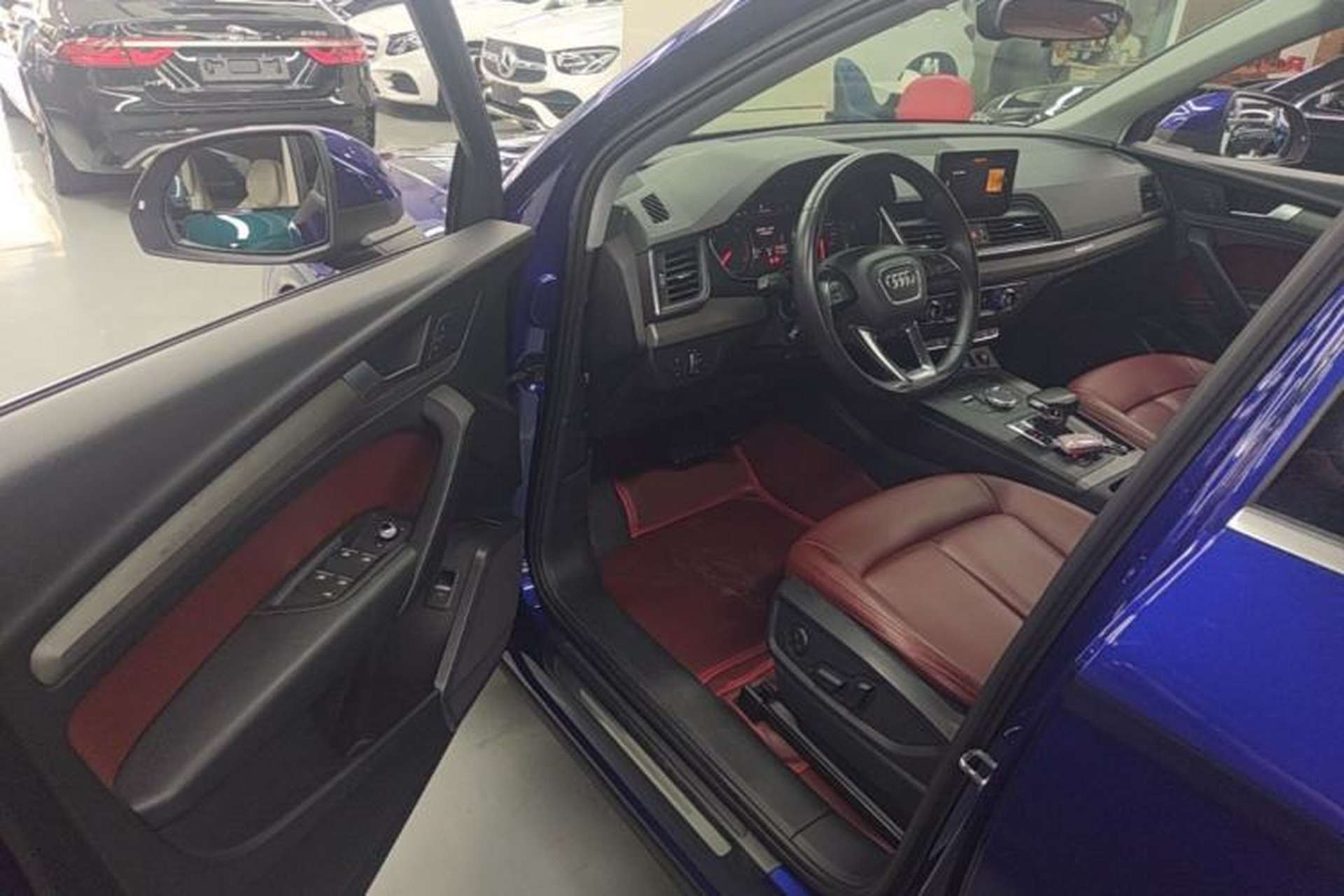 Used Audi Q5L 2018 40 TFSI Prestige Edition China VI Emission Standard Driver Seat