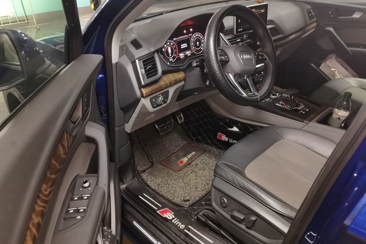 Used Audi Q5L 2018 40 TFSI Prestige Fashion Edition China VI Driver Seat