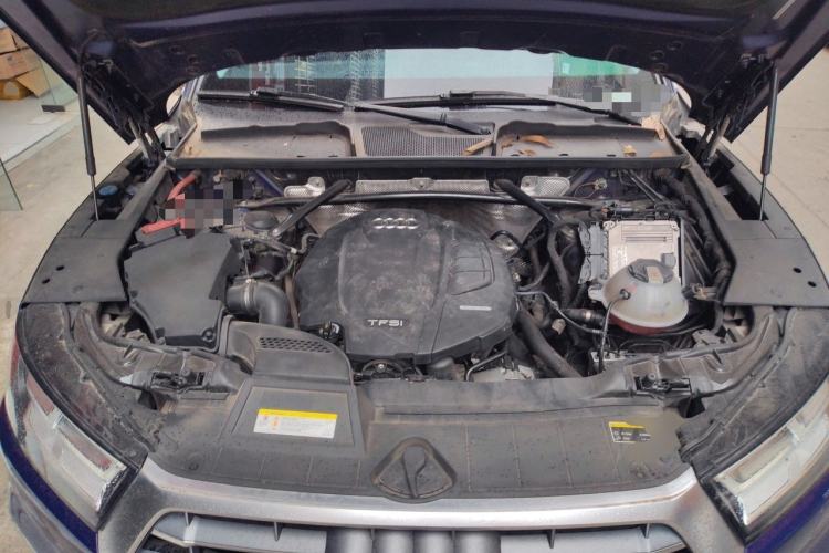 Used Audi Q5L 2018 40 TFSI Prestige Fashion Edition China VI Engine Bay