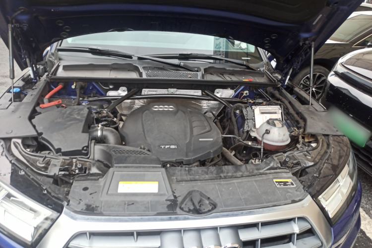 Used Audi Q5L 2018 40 TFSI Prestige Fashion Edition China VI Engine Bay