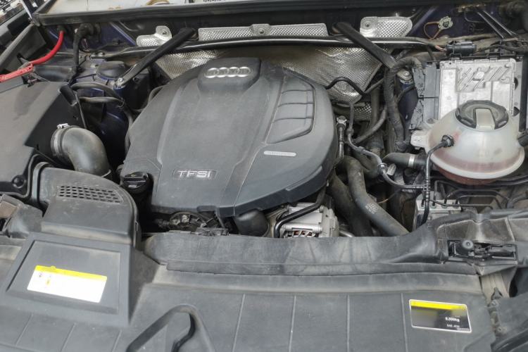 Used Audi Q5L 2018 45 TFSI Prestige Elegant Version China V Engine Bay