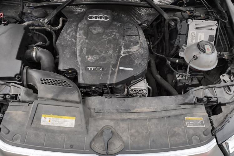 Used Audi Q5L 2018 40 TFSI Prestige Edition China V Engine Bay