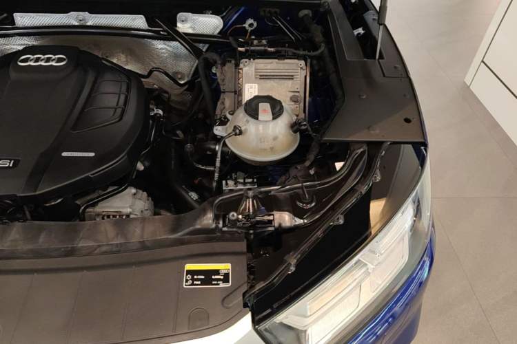 Used Audi Q5L 2018 40 TFSI Prestige Fashion Edition China V Engine Bay Left