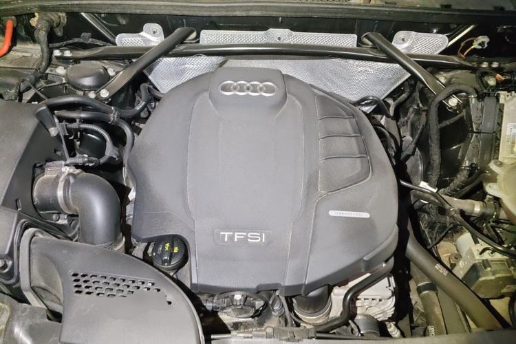 Used Audi Q5L 2018 40 TFSI Prestige Fashion Edition China V Engine Bay