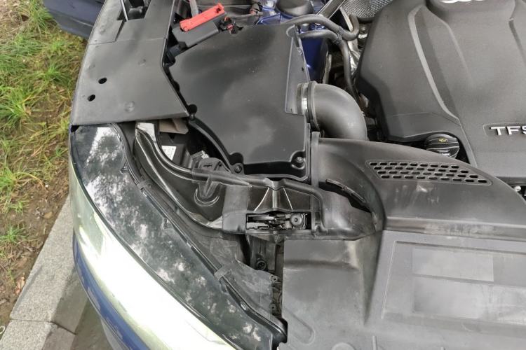 Used Audi Q5L 2018 45 TFSI Prestige Fashion Edition China V Emission Standard Engine Bay Right