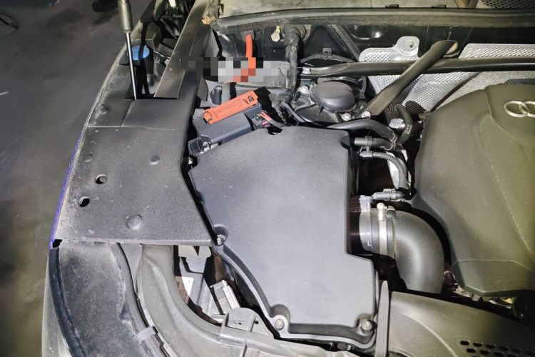 Used Audi Q5L 2018 40 TFSI Prestige Fashion Edition China V Engine Bay Right