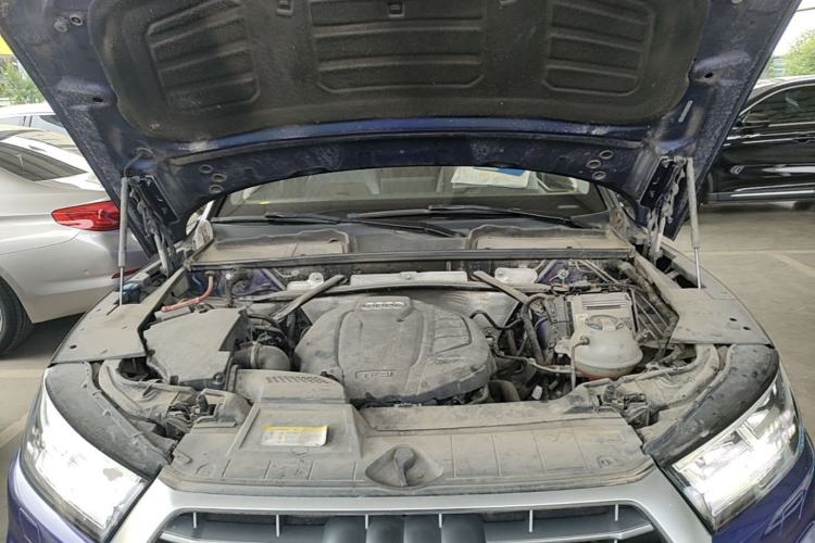 Used Audi Q5L 2018 40 TFSI Prestige Fashion Edition China V Engine Bay