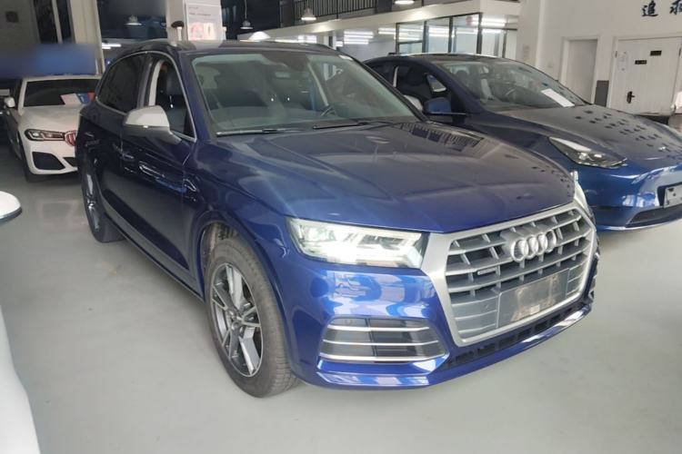 Used Audi Q5L 2018 45 TFSI Prestige Fashion Edition China V Emission Standard Front Right 45 Deg