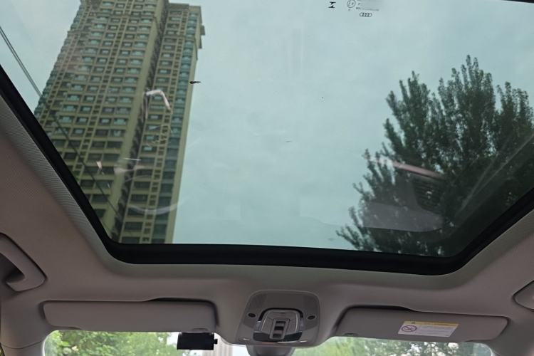 Used Audi Q5L 2018 45 TFSI Prestige Fashion Edition China VI Emission Standard Headliner