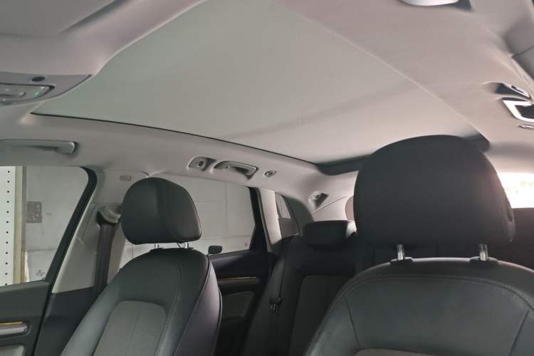 Used Audi Q5L 2018 45 TFSI Prestige Fashion Edition China V Emission Standard Headliner