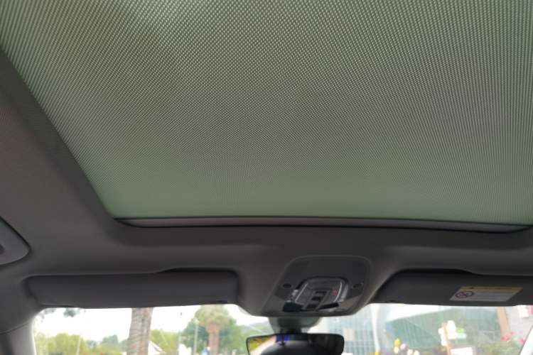 Used Audi Q5L 2018 40 TFSI Prestige Fashion Edition China VI Headliner