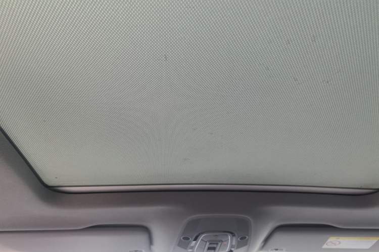 Used Audi Q5L 2018 45 TFSI Prestige Fashion Edition China V Emission Standard Headliner
