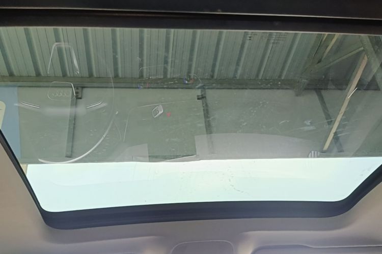 Used Audi Q5L 2018 40 TFSI Prestige Edition China V Headliner