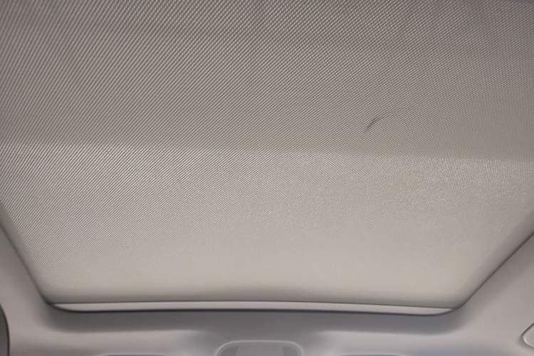 Used Audi Q5L 2018 40 TFSI Prestige Fashion Edition China VI Headliner