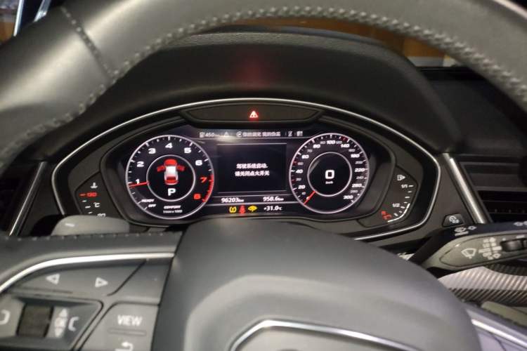 Used Audi Q5L 2018 45 TFSI Prestige Fashion Edition China VI Emission Standard Instrument Cluster