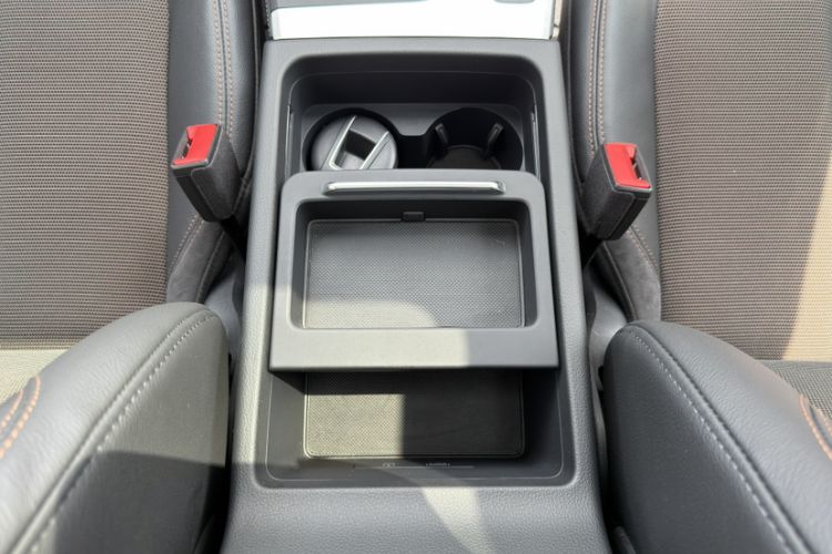 Used Audi Q5L 2018 40 TFSI Prestige Fashion Edition China VI Interior 11