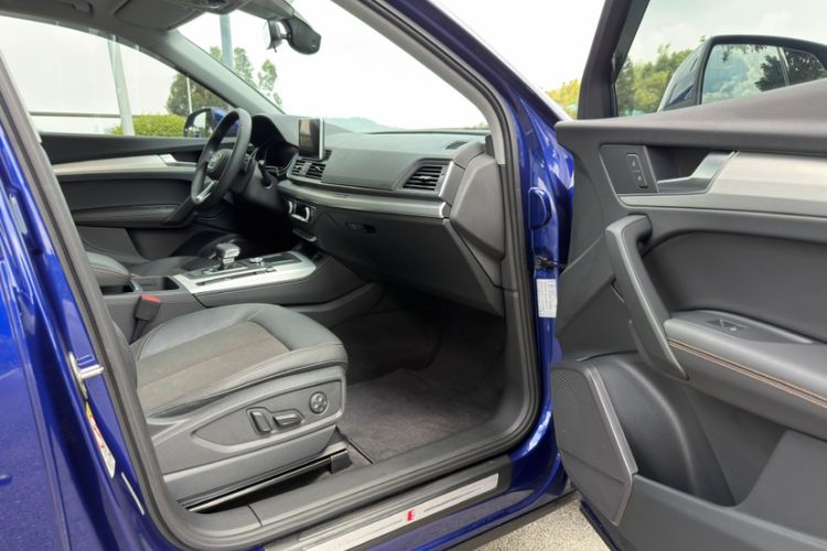 Used Audi Q5L 2018 40 TFSI Prestige Fashion Edition China VI Interior 3