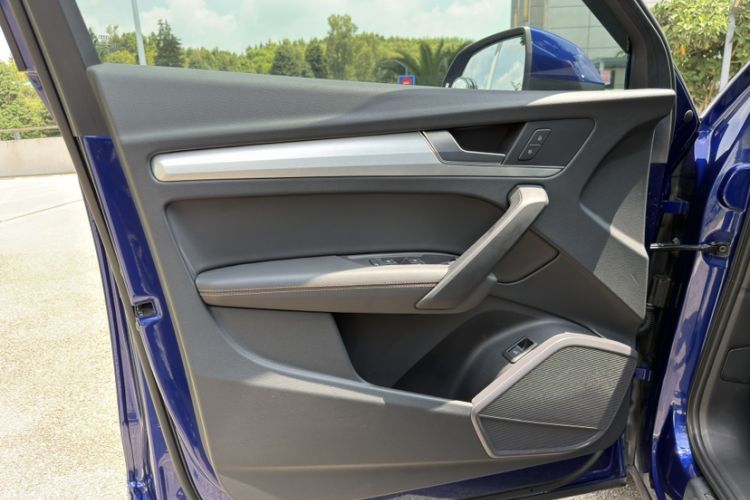 Used Audi Q5L 2018 40 TFSI Prestige Fashion Edition China VI Interior 5