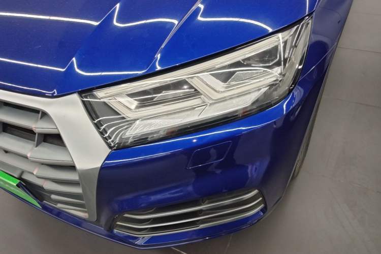 Used Audi Q5L 2018 40 TFSI Prestige Fashion Edition China VI Left Front Headlight