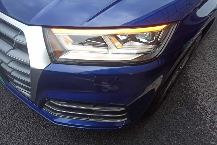 Used Audi Q5L 2018 40 TFSI Prestige Fashion Edition China VI Left Front Headlight