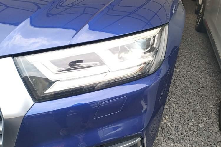Used Audi Q5L 2018 40 TFSI Prestige Fashion Edition China VI Left Front Headlight